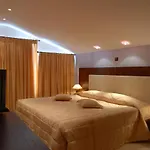 全景酒店 Paralía