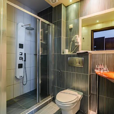 Panorama Hotel 3*