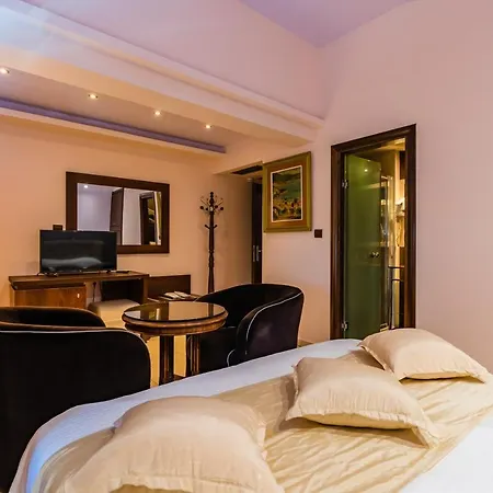 Panorama 3* Paralía