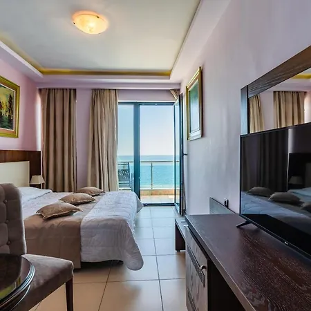 Panorama 3* Paralía