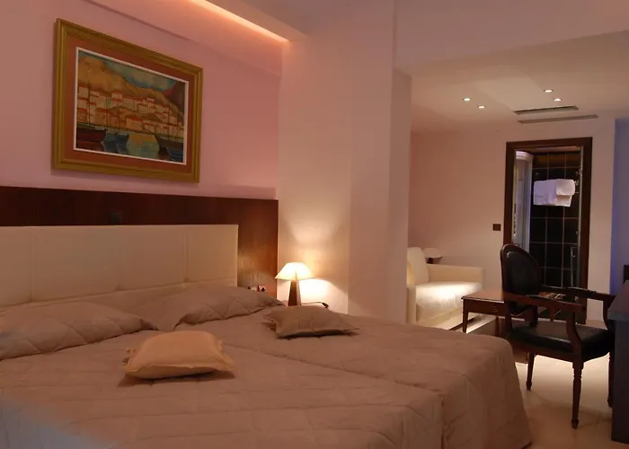 Panorama Hotel 3*